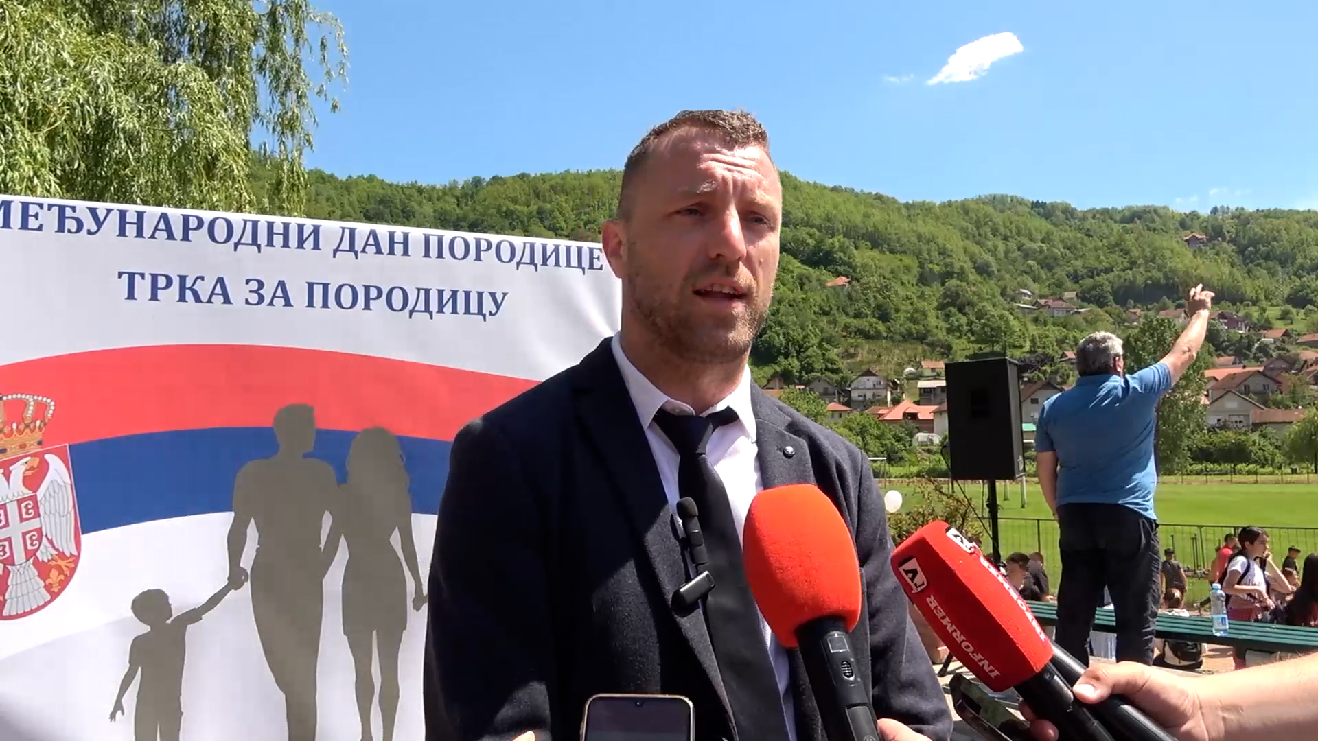 Ivanjica, Aleksandar Mitrovic predsednik Opstine Ivanjica, ovo je simbolicna trka kojom simbolisemo vrednost porodice Ivanjica, Aleksandar Mitrovic predsednik Opstine Ivanjica, ovo je simbolicna trka kojom simbolisemo vrednost porodice